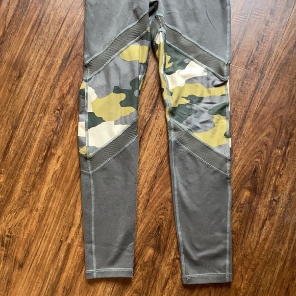 American Eagle Outfitters offline aerie the hugger high Rise leggings size small - Picture 2 of 5